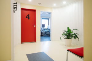 Internisten Freising - Römer & Michel - Blick ins Behandlungszimmer der Praxis